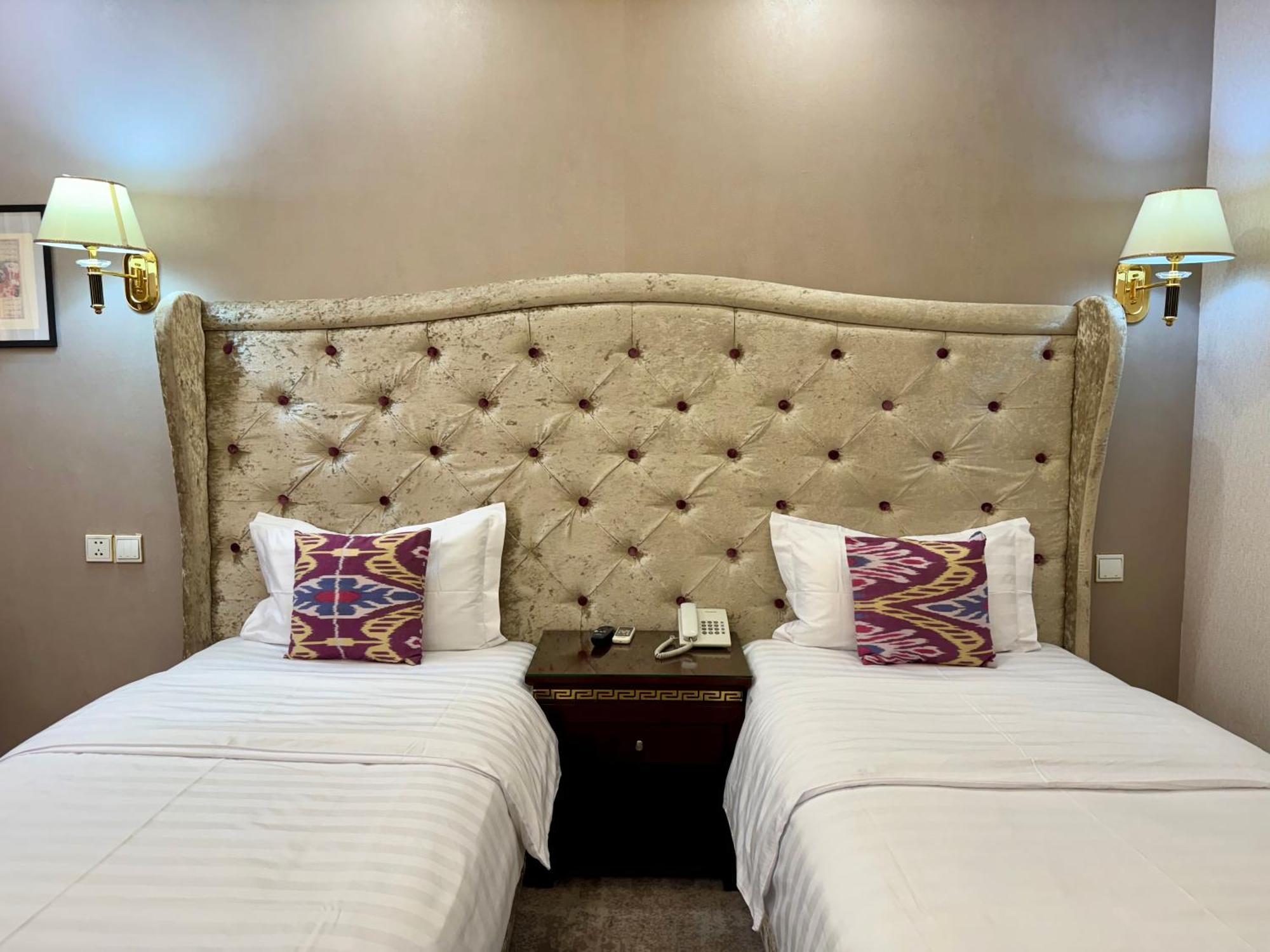 Emirhan Hotel Samarkand Exterior foto