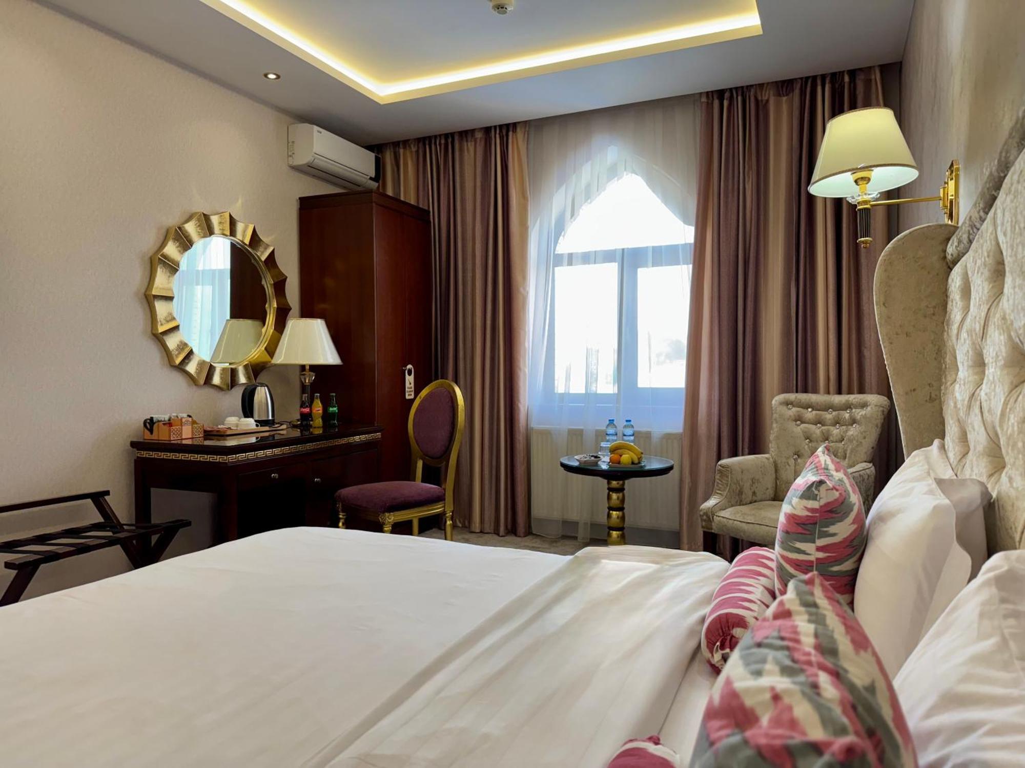 Emirhan Hotel Samarkand Exterior foto