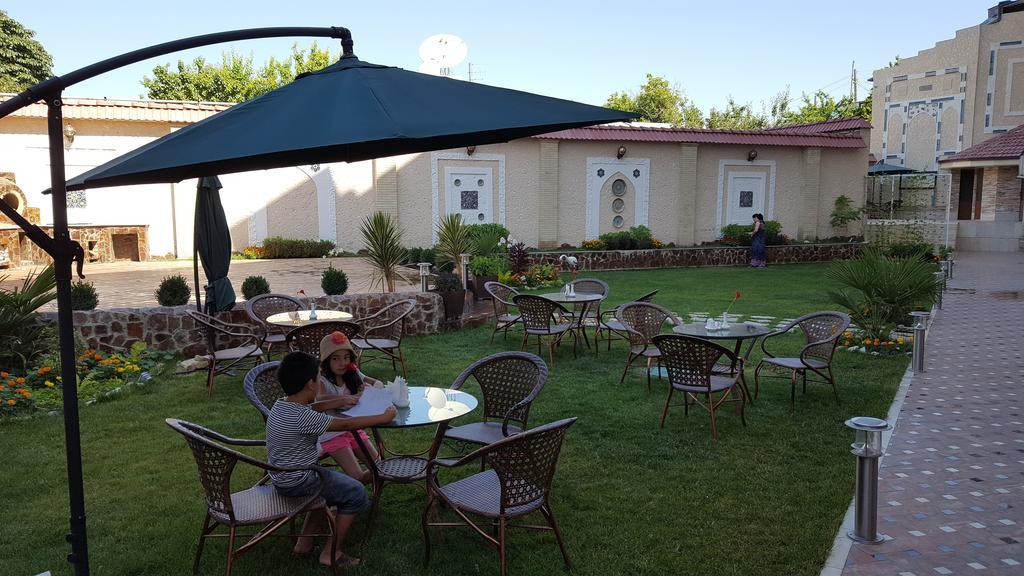 Emirhan Hotel Samarkand Exterior foto
